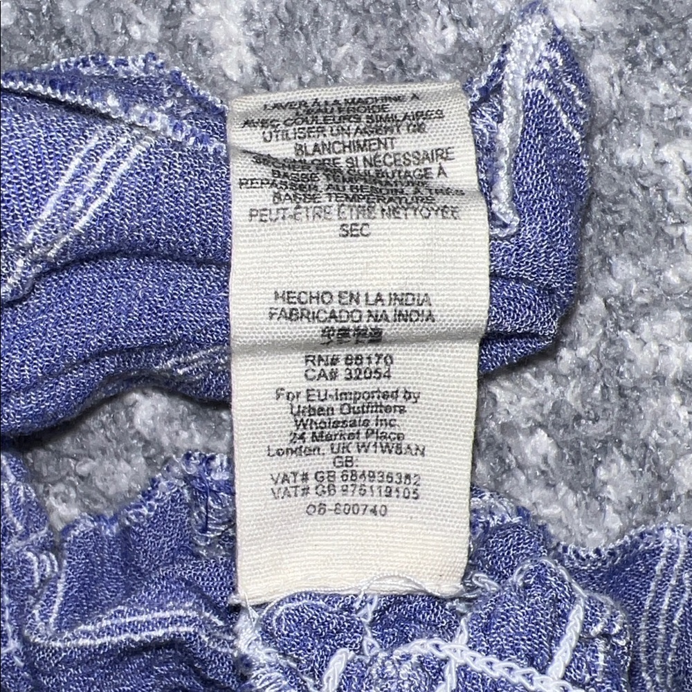 Free People Smock Around Striped Cropped Blouse Top Blue Bell Sleeves Medium - Picture 6 of 7